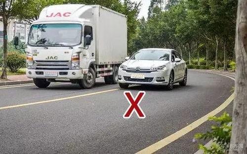 网友爆料货车视频大全最新,货车视频大全,惊险瞬间大盘点!